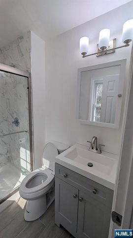 63 S Spruce 2, Ramsey, NJ 07446