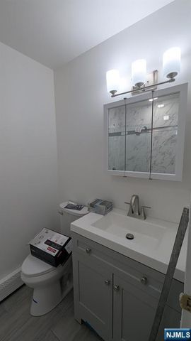 63 S Spruce 2, Ramsey, NJ 07446