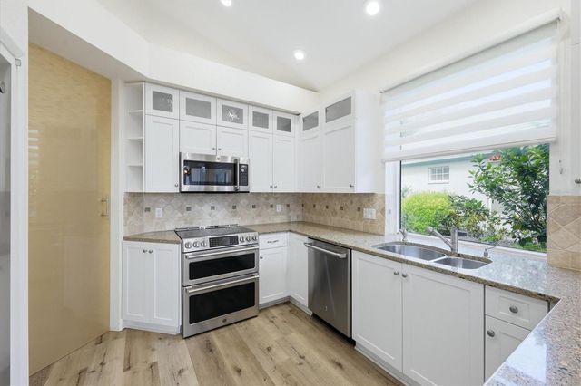 6603 VIRGINIA CROSSING, University Park, FL 34201
