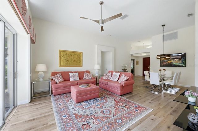 6603 VIRGINIA CROSSING, University Park, FL 34201