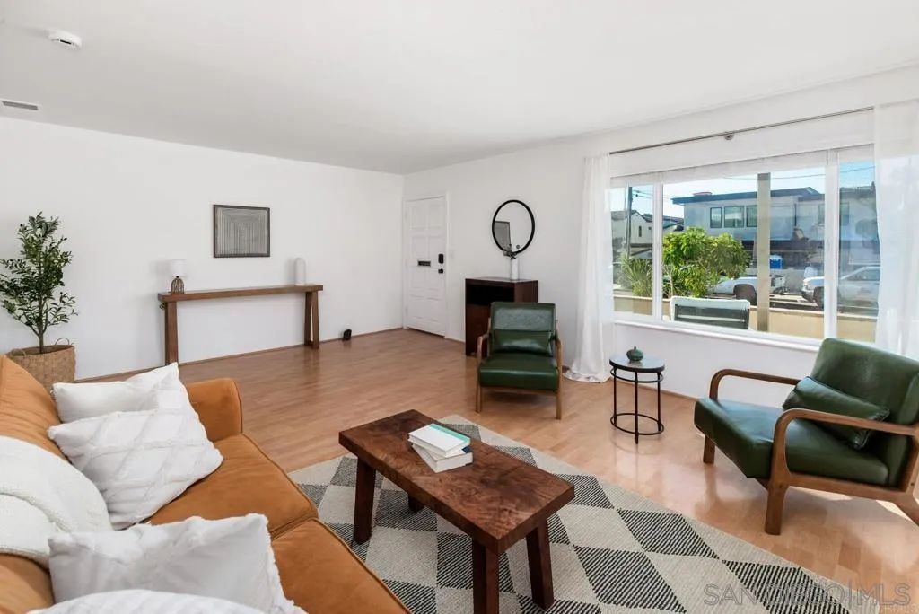201 4Th A, Encinitas, CA 92024