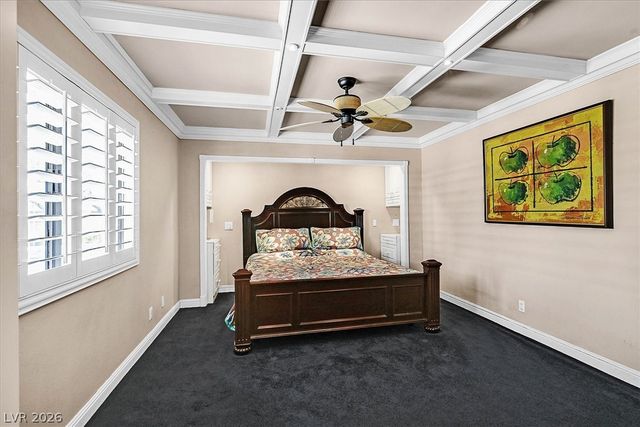 2450 El Paseo Circle, Las Vegas, NV 89121