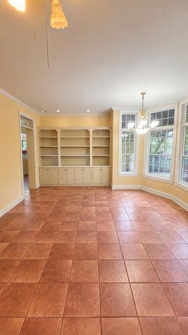 46 S Church Street, Summerton, SC 29148