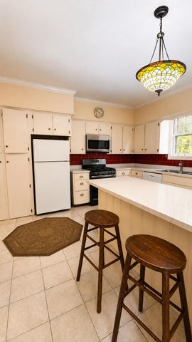 46 S Church Street, Summerton, SC 29148