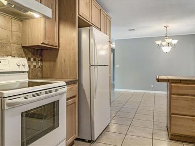 53665 Avenue Vallejo, La Quinta, CA 92253