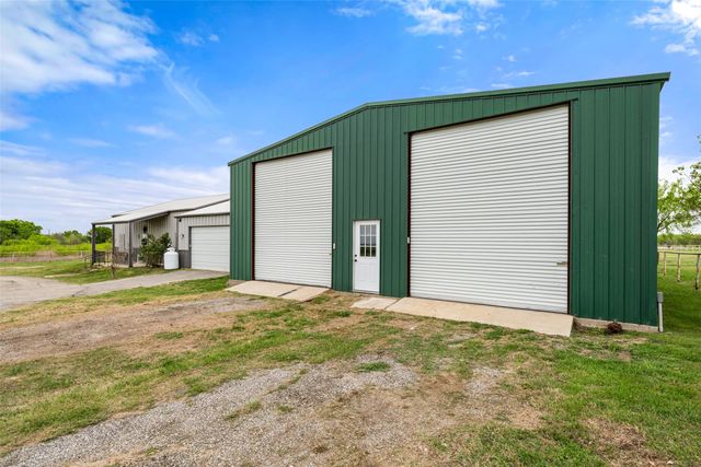 6711 W Sundance Circle, Joshua, TX 76058