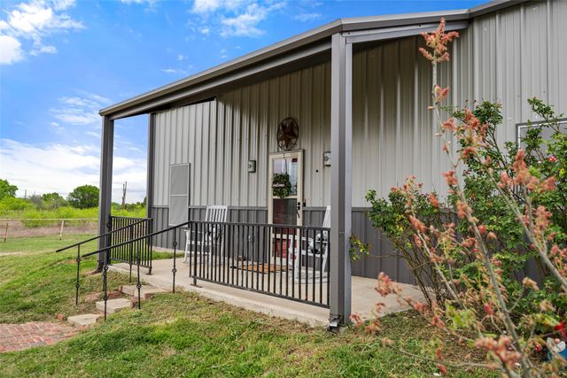 6711 W Sundance Circle, Joshua, TX 76058