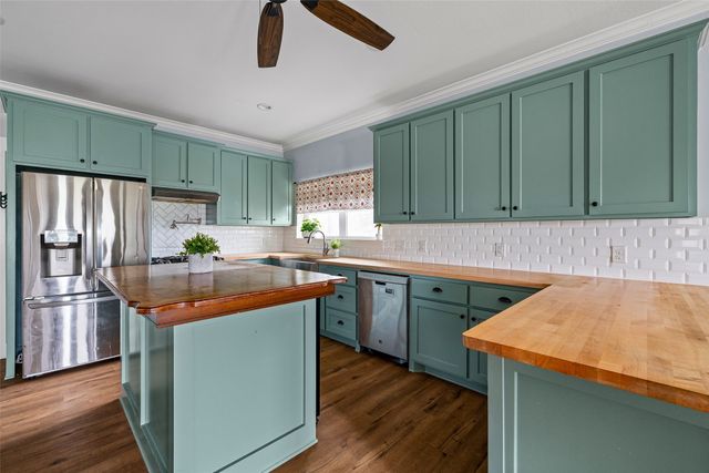 6711 W Sundance Circle, Joshua, TX 76058