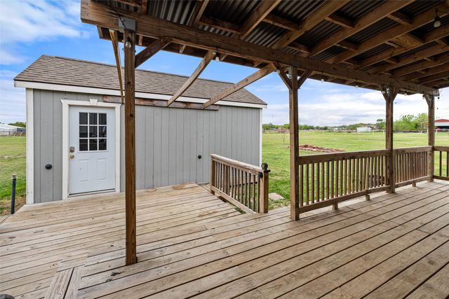 6711 W Sundance Circle, Joshua, TX 76058