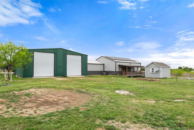 6711 W Sundance Circle, Joshua, TX 76058