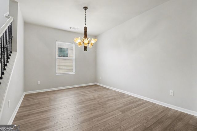 6858 Pierless Avenue, Sugar Hill, GA 30518