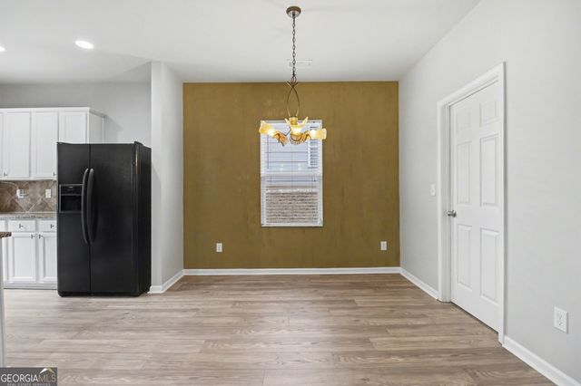 6858 Pierless Avenue, Sugar Hill, GA 30518