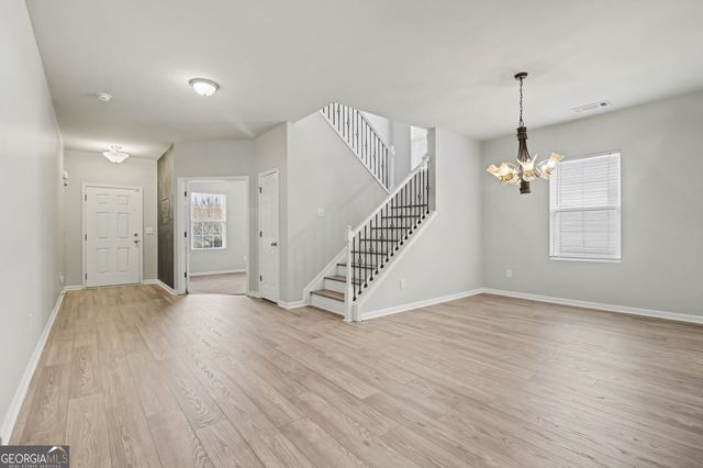 6858 Pierless Avenue, Sugar Hill, GA 30518