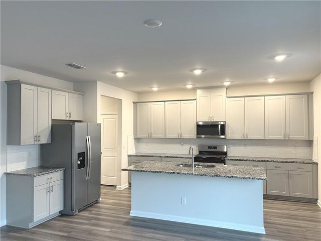 6901 Durham Lane, Fairburn, GA 30213