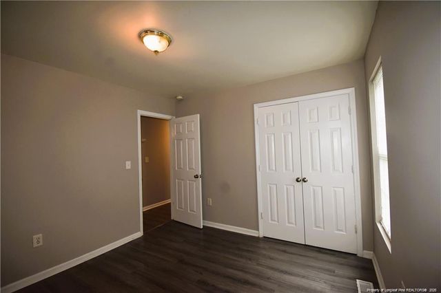 6158 Lonestar Road, Fayetteville, NC 28303