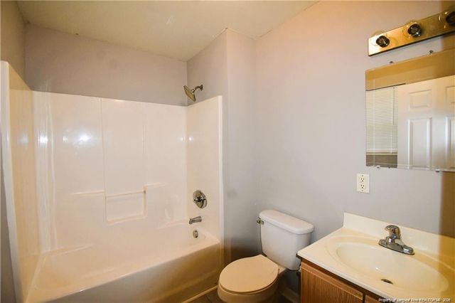 6158 Lonestar Road, Fayetteville, NC 28303