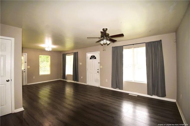 6158 Lonestar Road, Fayetteville, NC 28303