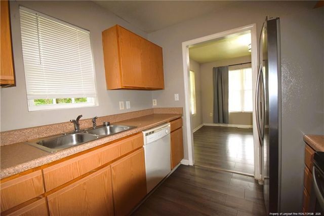 6158 Lonestar Road, Fayetteville, NC 28303