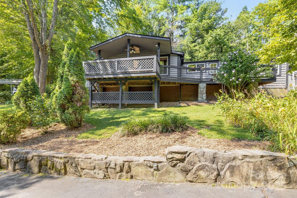 19 Timbers Edge Lane, Fairview, NC 28730