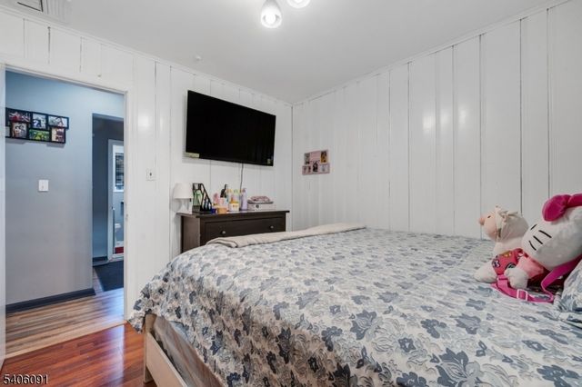 460 Grove St, Rahway City, NJ 07065