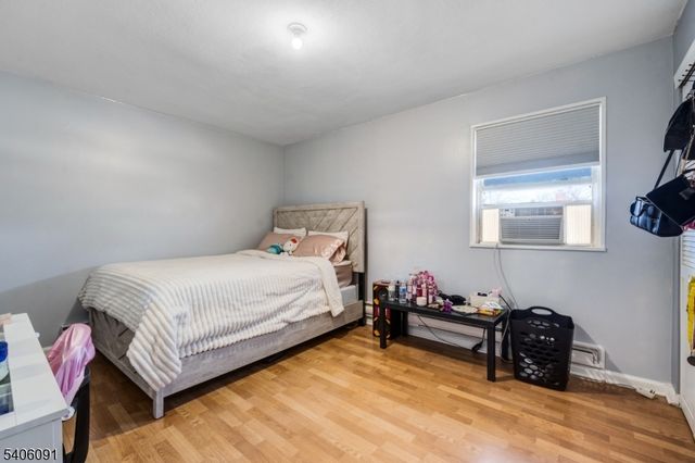 460 Grove St, Rahway City, NJ 07065