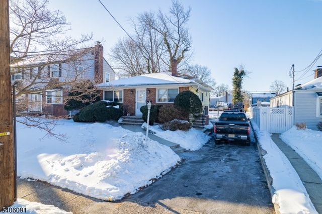 460 Grove St, Rahway City, NJ 07065