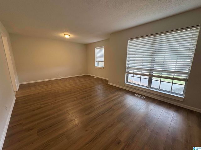 434 HILLSIDE ROAD, Bessemer, AL 35020