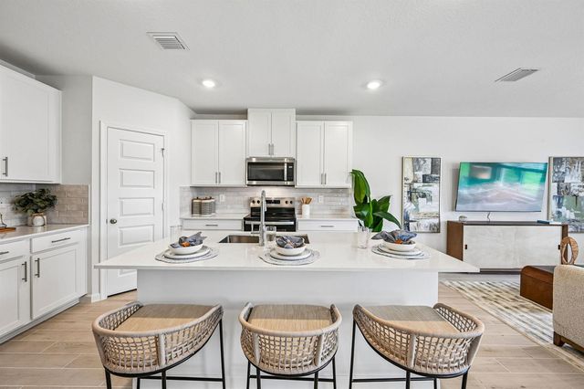 12985 SW Forli Way, Port Saint Lucie, FL 34987