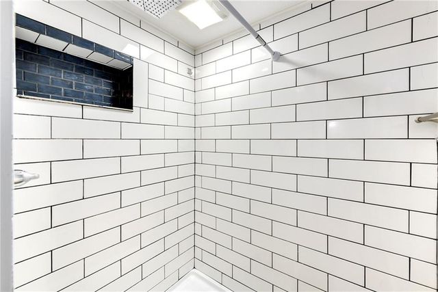 9805 E Gregory Street, Raytown, MO 64138