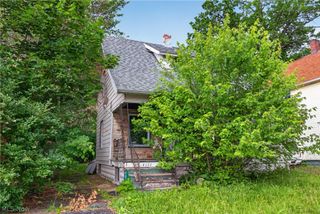 4126 E 142nd Street, Cleveland, OH 44128