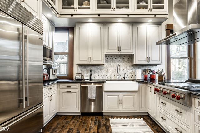 1514 N College Avenue, Indianapolis, IN 46202