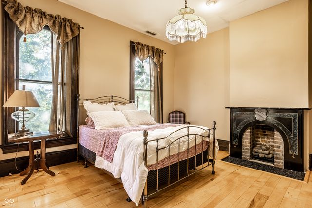 1514 N College Avenue, Indianapolis, IN 46202