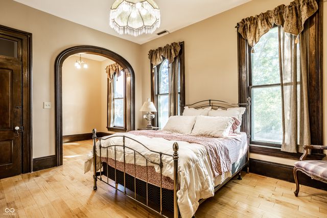 1514 N College Avenue, Indianapolis, IN 46202