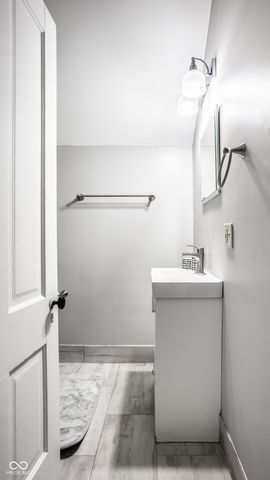 1514 N College Avenue, Indianapolis, IN 46202