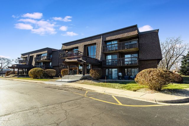 1620 Richmond Circle 208, Joliet, IL 60435