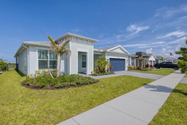 13621 SW Bally Drive, Port St. Lucie, FL 34987