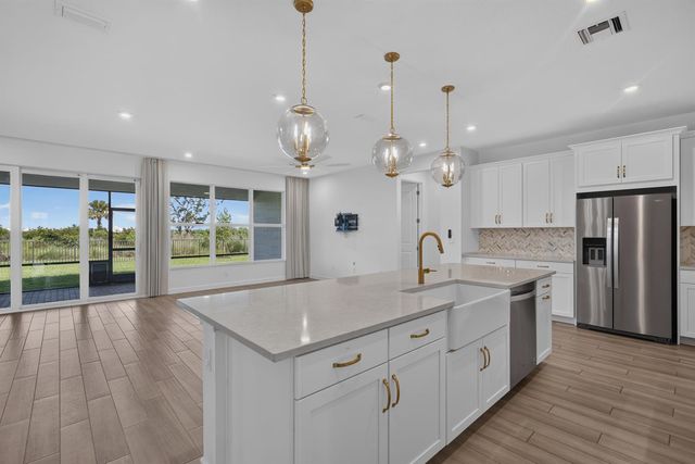 13621 SW Bally Drive, Port St. Lucie, FL 34987