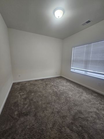 3712 Capstone Dr, Murfreesboro, TN 37128