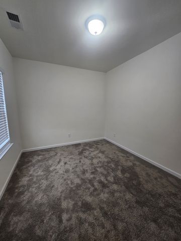 3712 Capstone Dr, Murfreesboro, TN 37128
