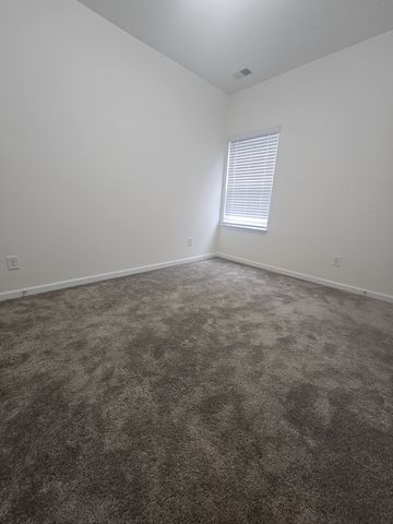 3712 Capstone Dr, Murfreesboro, TN 37128