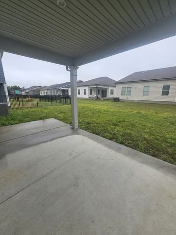 3712 Capstone Dr, Murfreesboro, TN 37128