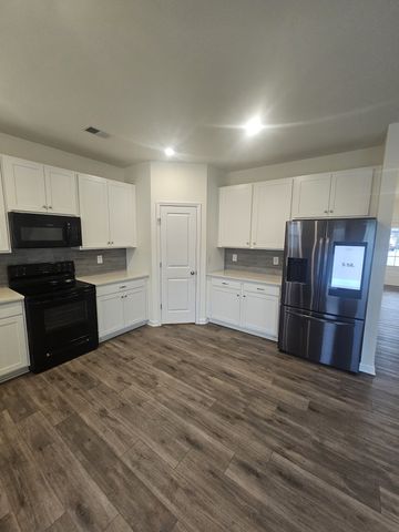 3712 Capstone Dr, Murfreesboro, TN 37128