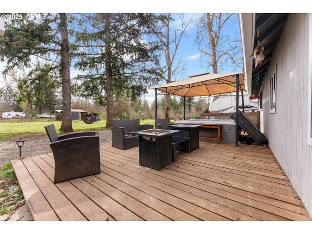 22816 S BONNEY Rd, Colton, OR 97017