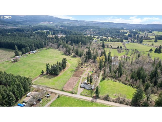 22816 S BONNEY Rd, Colton, OR 97017