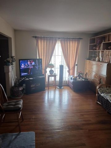 16218 Addison Street, Southfield, MI 48075