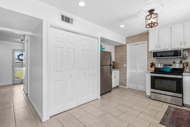 168 Pierce Street, Jesup, GA 31545