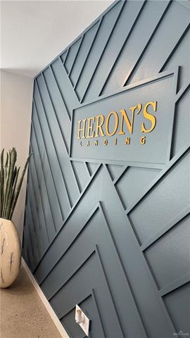 700 Onyx Drive B, Weslaco, TX 78596