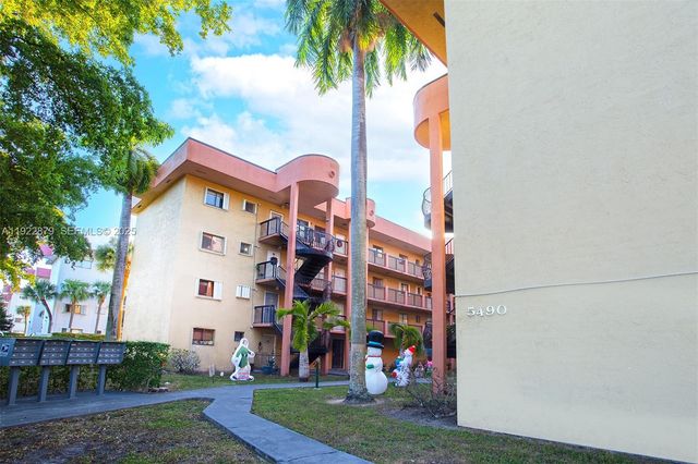 5490 W 21st Ct 309, Hialeah, FL 33016