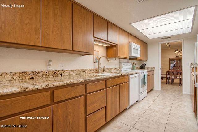 10075 N Oro Place, Oro Valley, AZ 85737