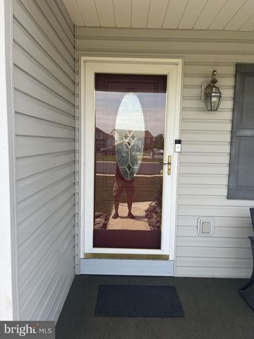 306 WILLOW LN, New Holland, PA 17557